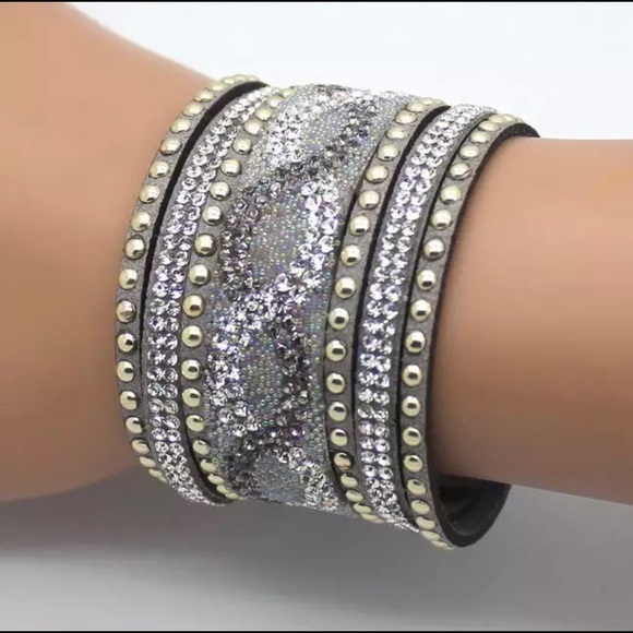 Jewelry - Gray Rhinestone Wrap Bracelet